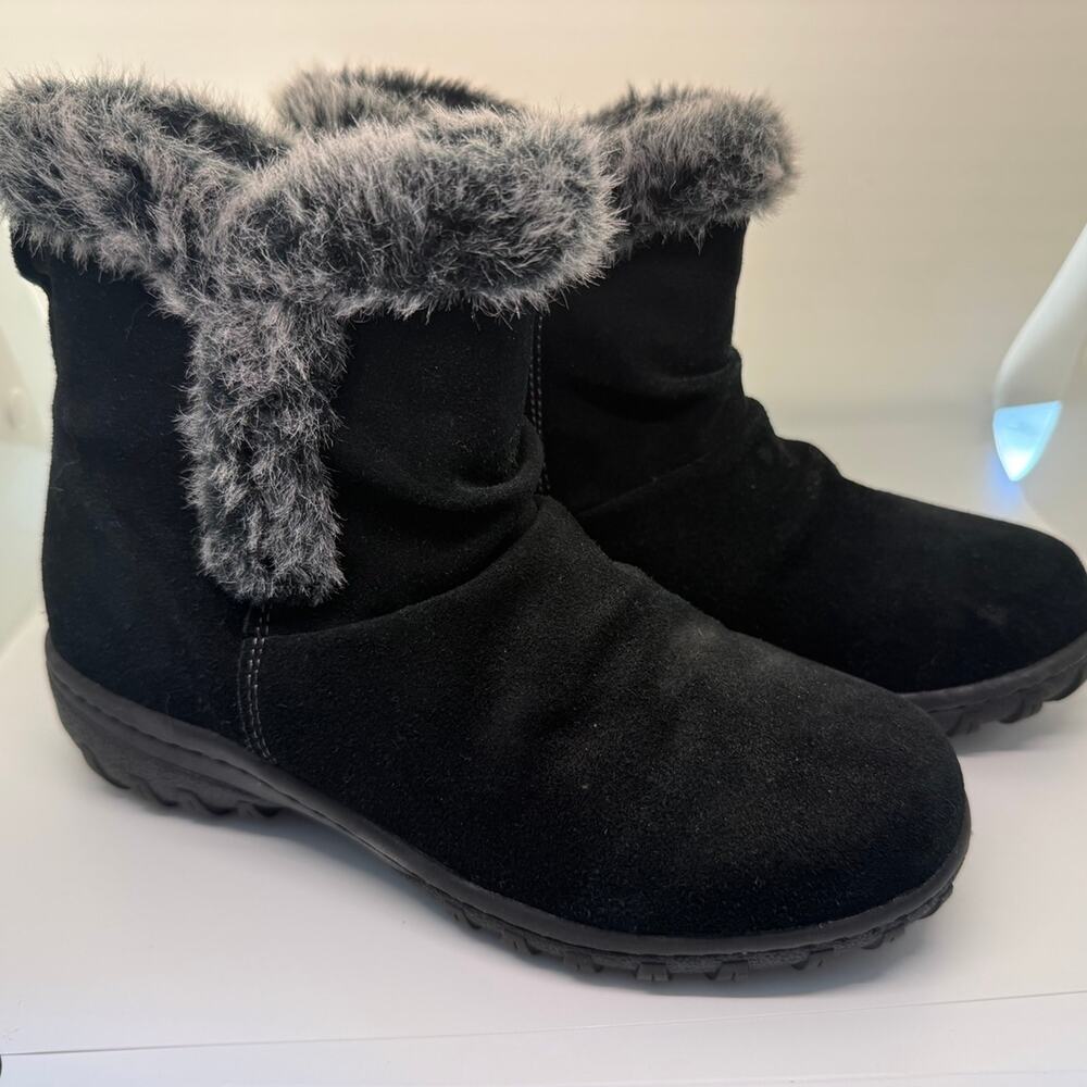 Khombu Winter Snow Boots Womens 7 M Bonnie Black Leather Pull On Faux Fur Zip